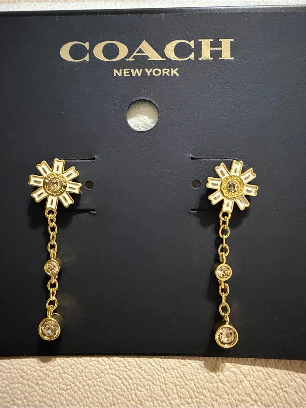 Coach white enamel daisy earrings (33) - Picture 1 of 3